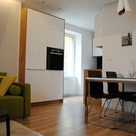 Apartament Zwyciestwa 98 コシャリン エクステリア 写真