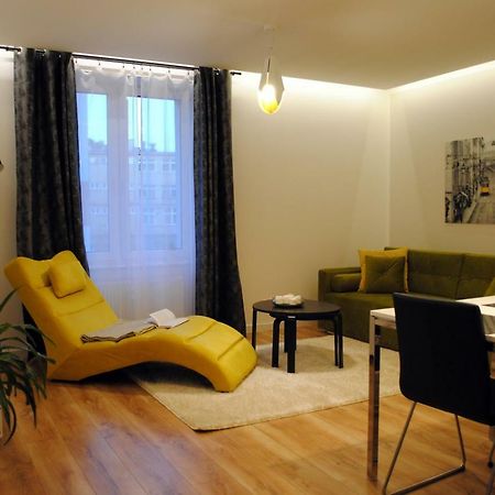 Apartament Zwyciestwa 98 コシャリン エクステリア 写真