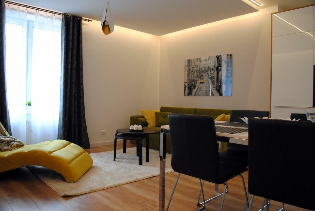 Apartament Zwyciestwa 98 コシャリン エクステリア 写真